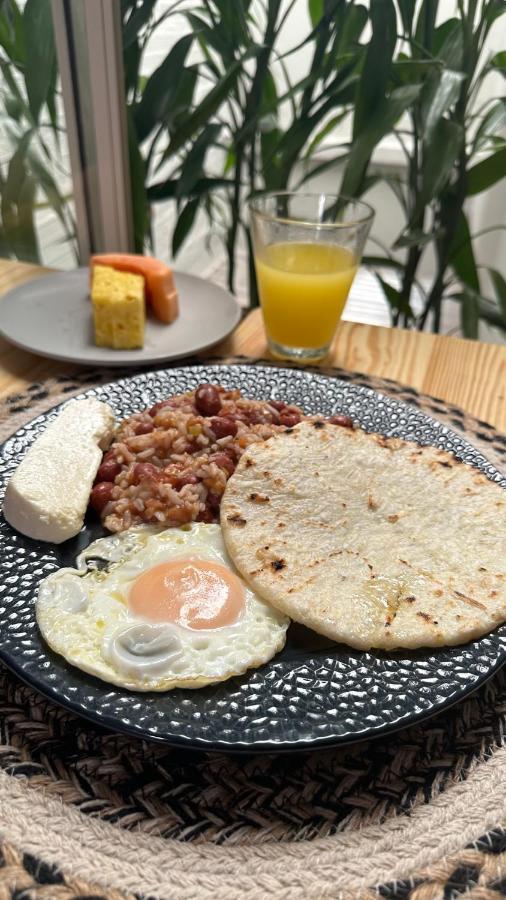Poblado Luum Boutique Hotel Medellín Eksteriør bilde